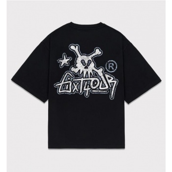 6IXT4OUR SKULL TAG TEE NEGRO