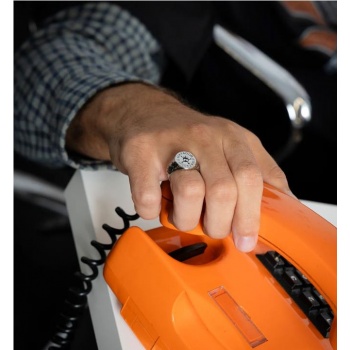 6IXT4OUR DISTRESSD SIGNET... 2