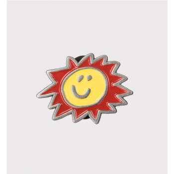 RASSVET SUN SMILEY PIN ROJO